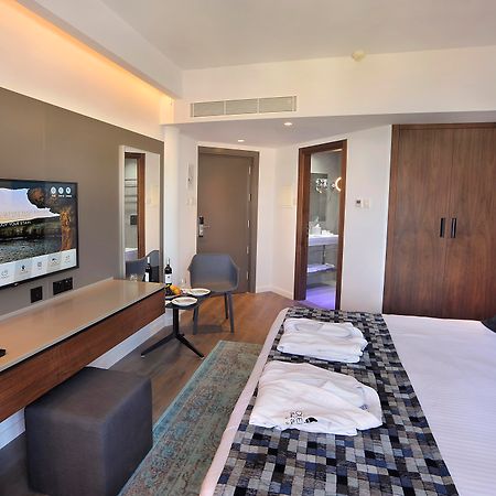 Okeanos Beach Boutique Hotel أيا نابا المظهر الخارجي الصورة