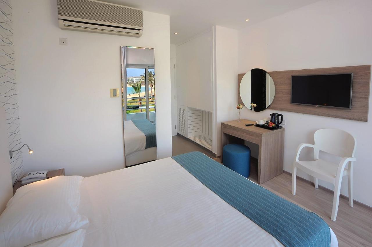 Okeanos Beach Boutique Hotel أيا نابا المظهر الخارجي الصورة