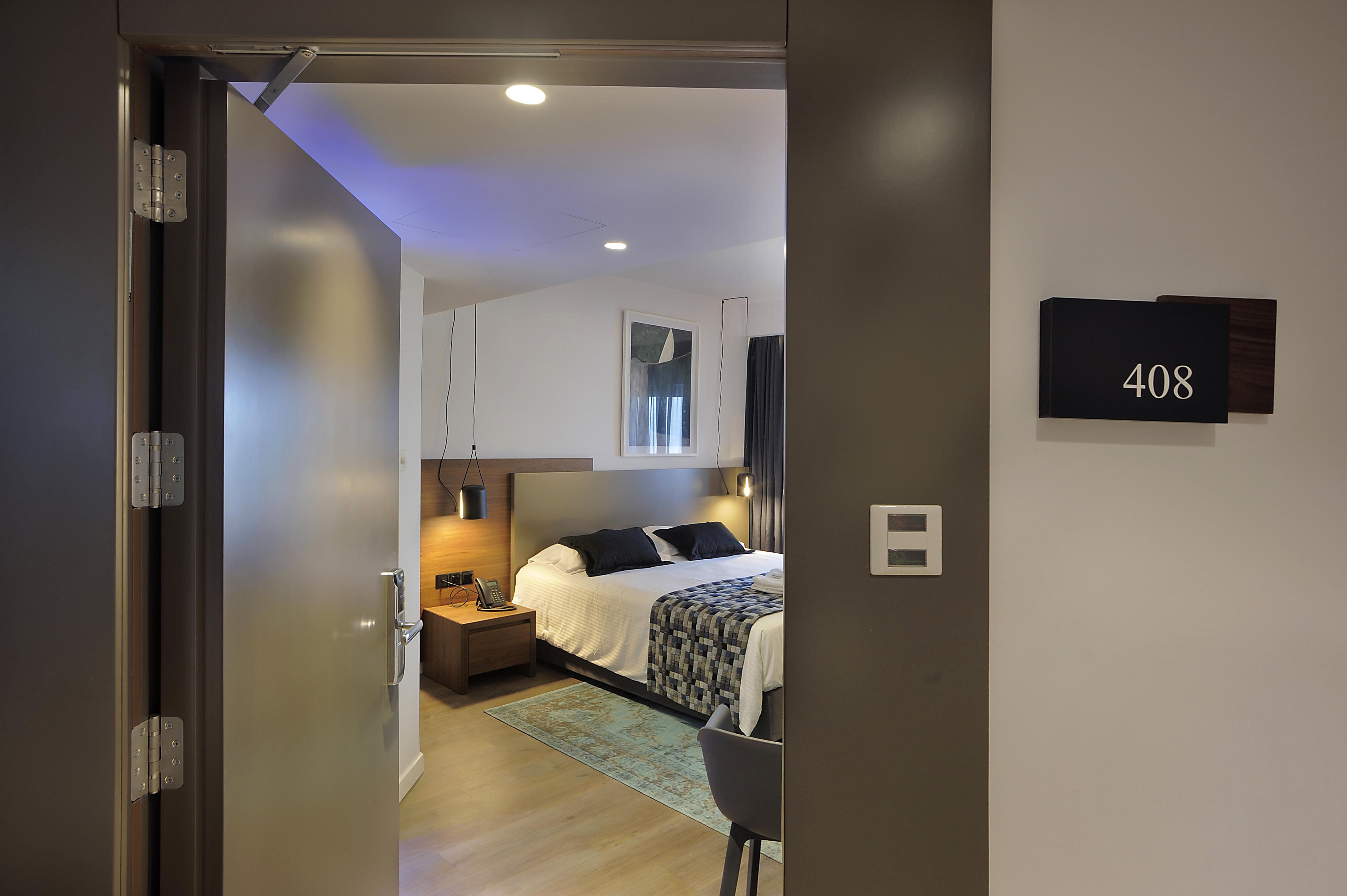 Okeanos Beach Boutique Hotel أيا نابا المظهر الخارجي الصورة
