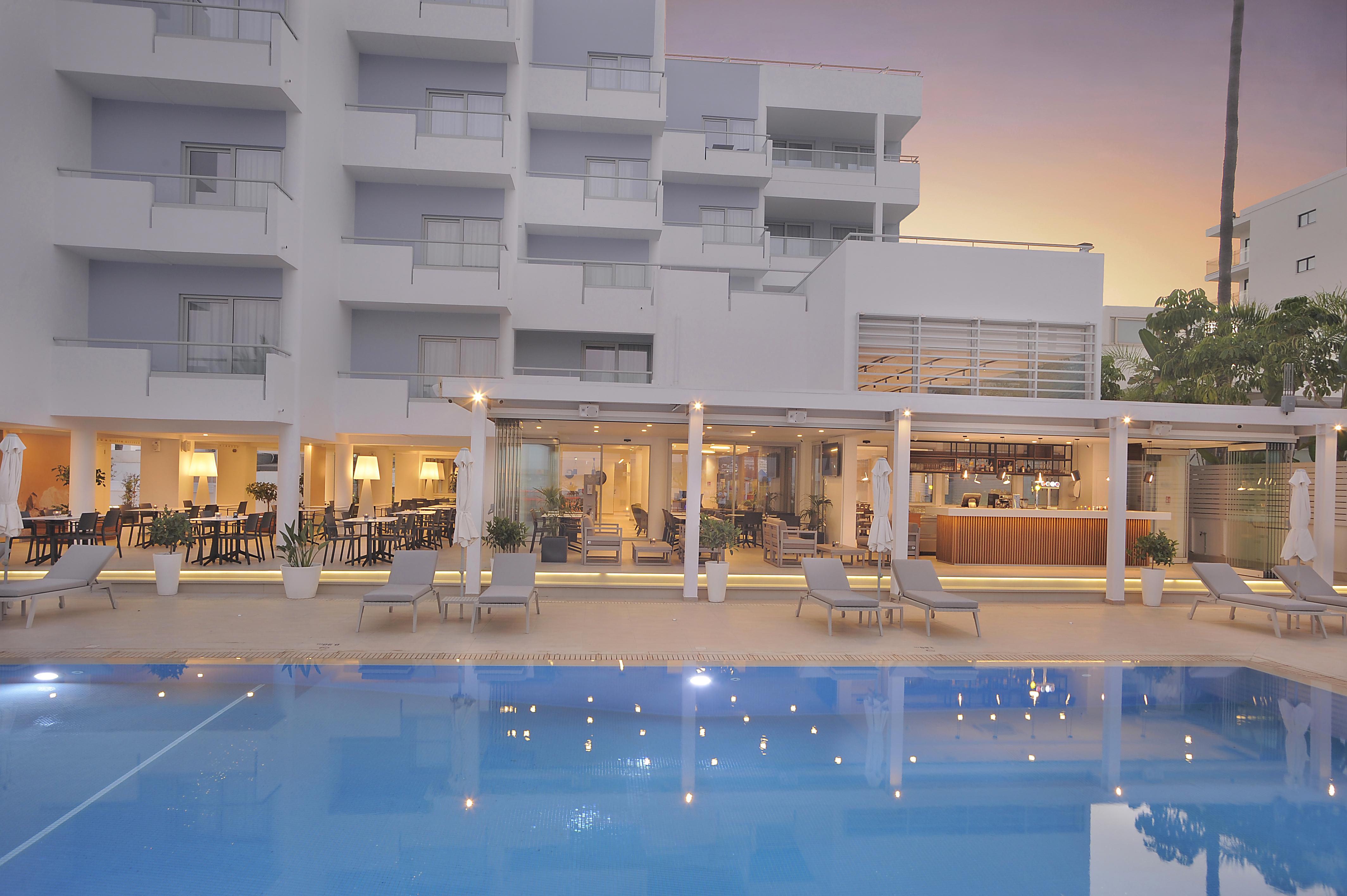 Okeanos Beach Boutique Hotel أيا نابا المظهر الخارجي الصورة