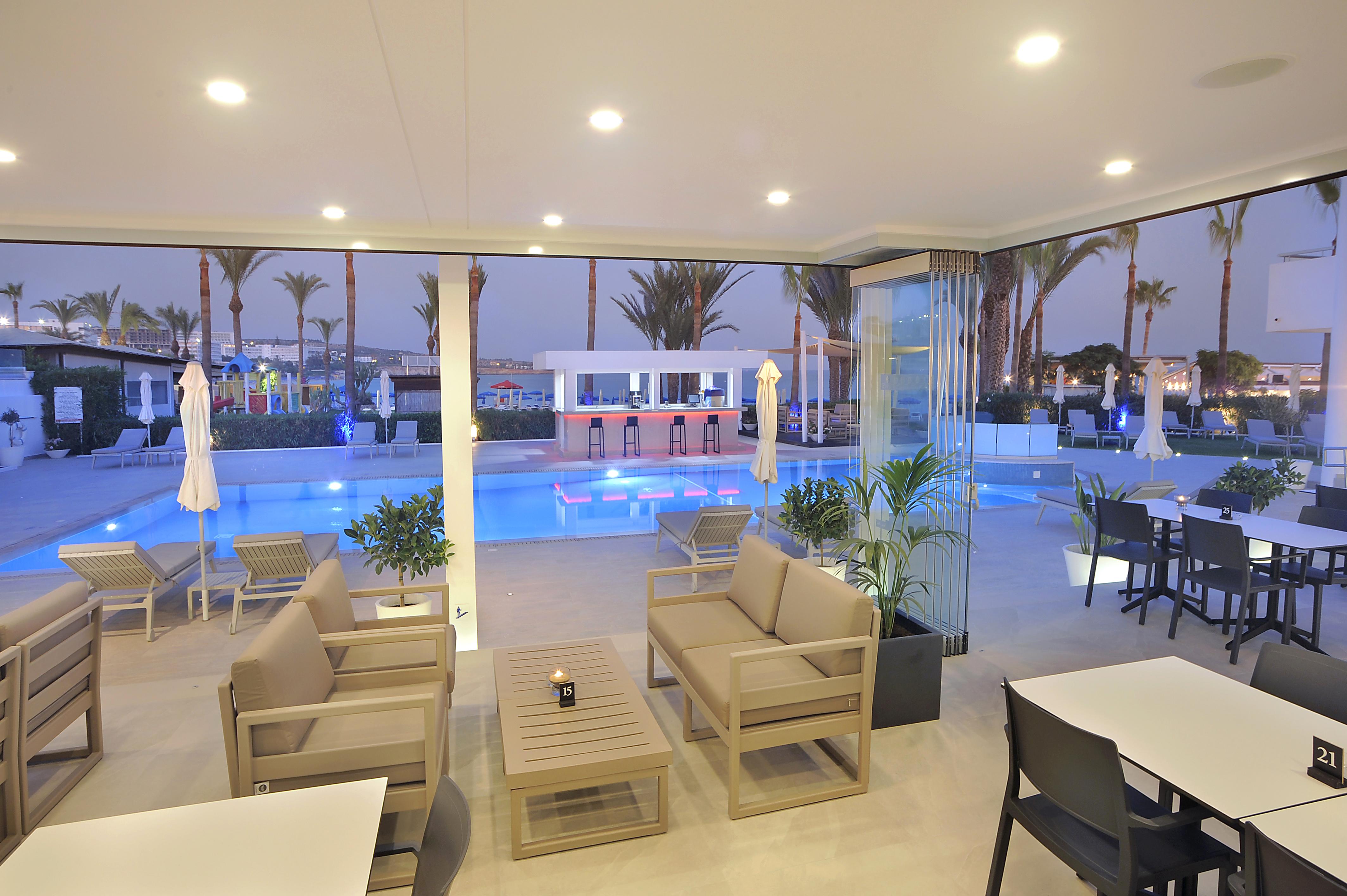 Okeanos Beach Boutique Hotel أيا نابا المظهر الخارجي الصورة