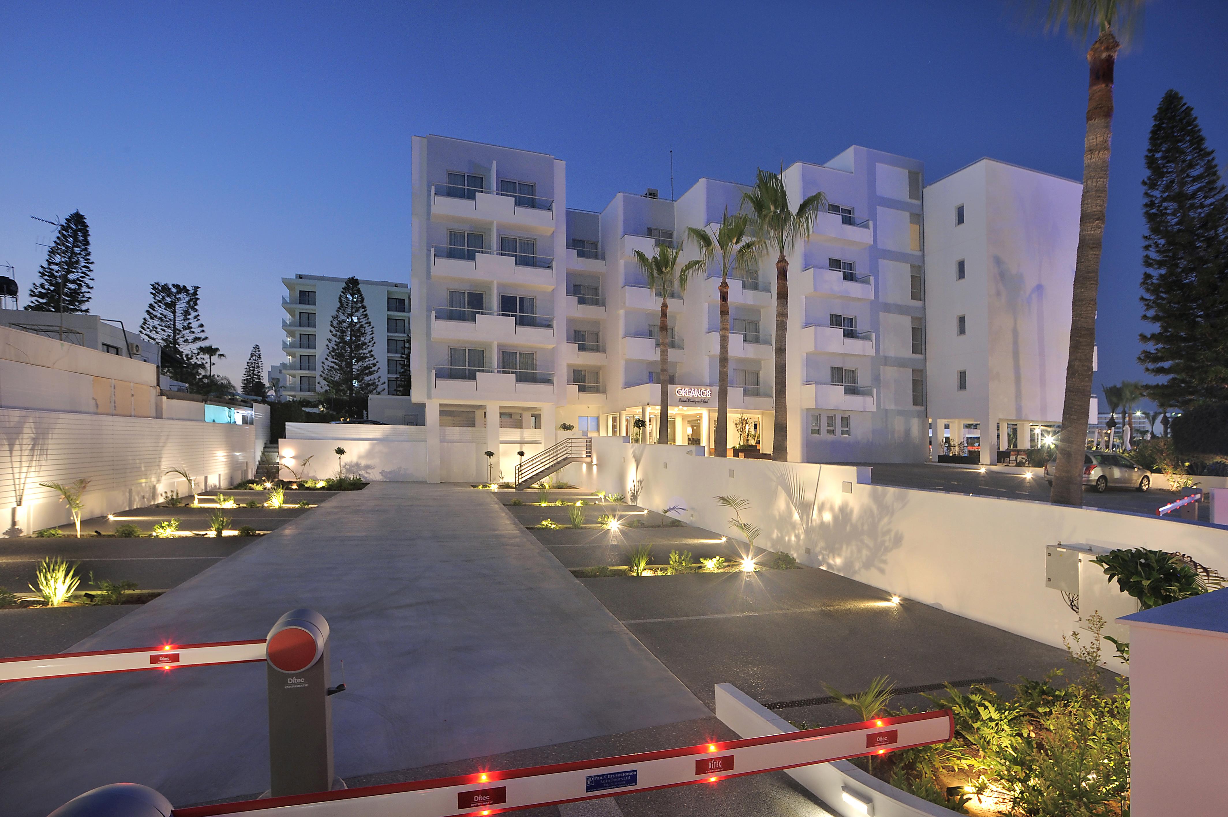 Okeanos Beach Boutique Hotel أيا نابا المظهر الخارجي الصورة