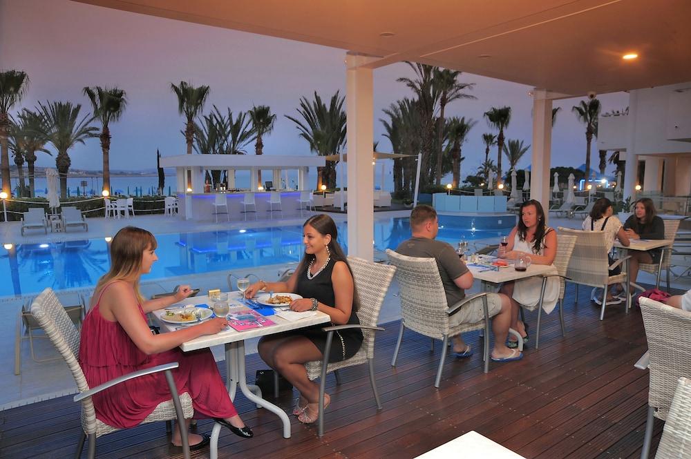 Okeanos Beach Boutique Hotel أيا نابا المظهر الخارجي الصورة